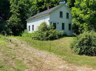 23 Cottage St, Hampden, ME 04444