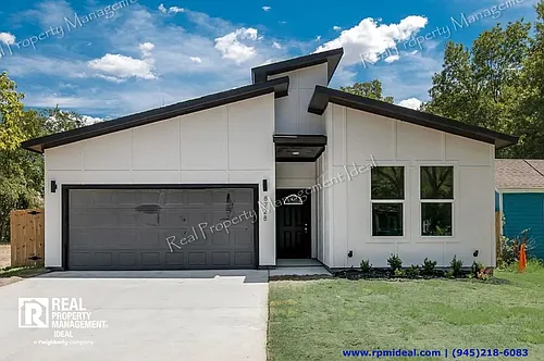 8728 Dunlap St Photo 1
