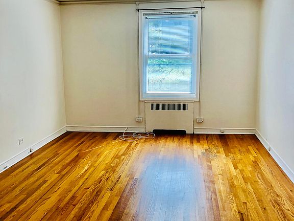 2nd image of 48 Windle Park APT F2