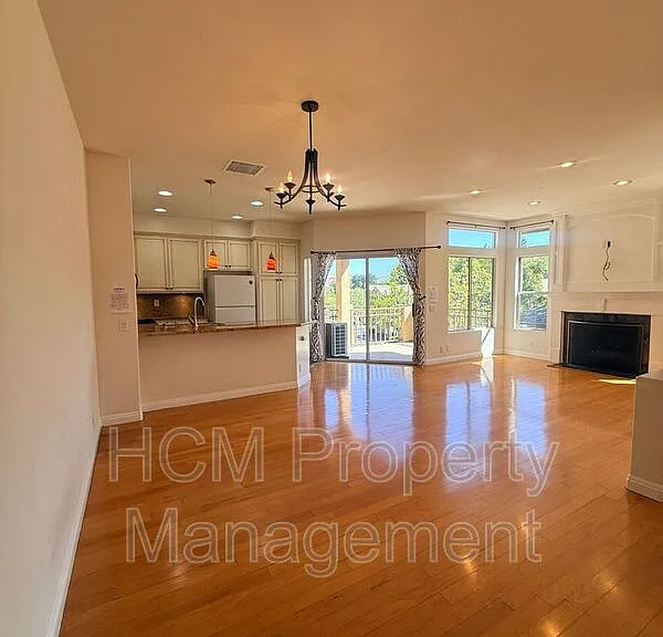 1237 S Country Glen Way #146 — Photo 4
