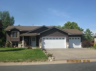 6208 151st St N, Hugo, MN 55038