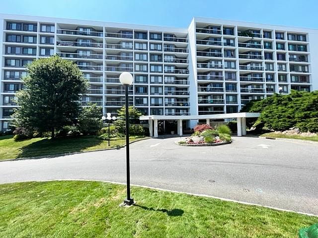 1st image of 100 High Point Drive #212