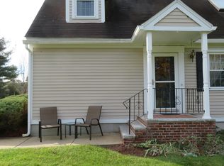 53 Cadogan Way, Nashua, NH 03062