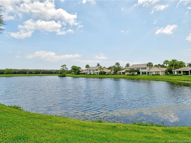 5636 SE Foxcross Pl — Photo 45
