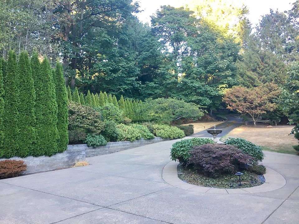 1st image of 644 222nd Pl SE