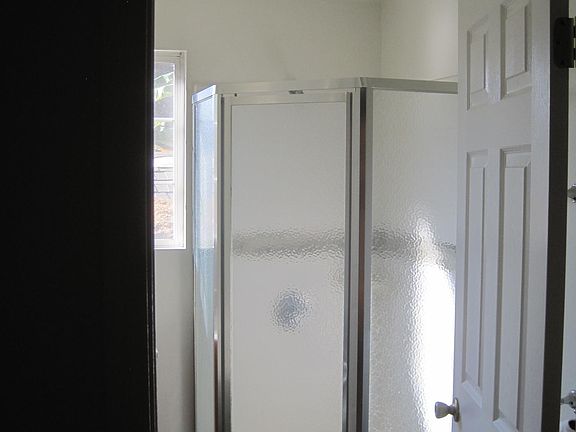 5th image of 1465 Wallace Ave