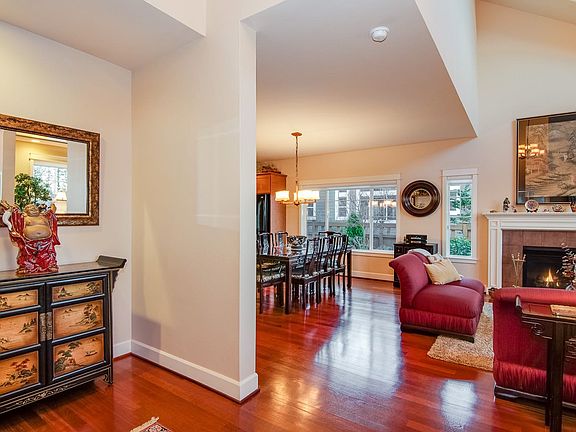 3rd image of 2133 NE Natalie Way