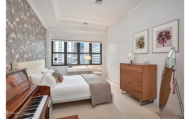 Rented by Douglas Elliman | media 5