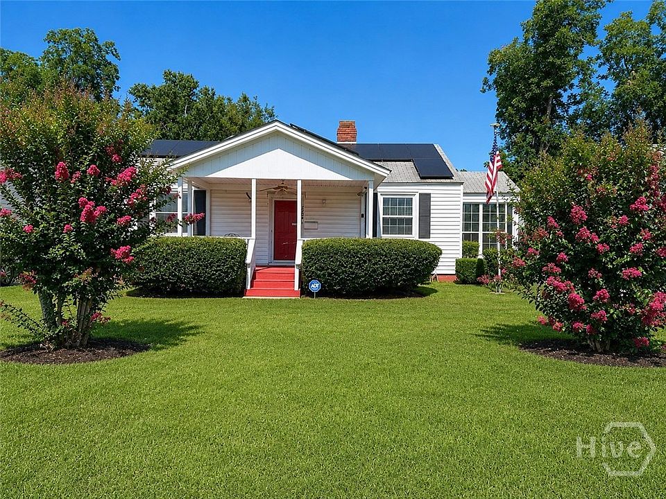 1st image of 220 Turnberry Street