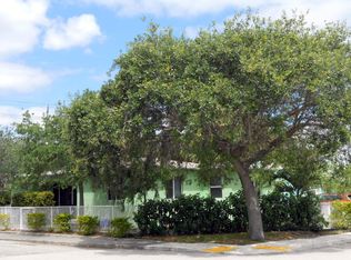 1701 N J St, Lake Worth, FL 33460