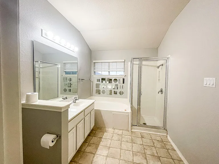 16100 Great Oaks Dr #3901 — Photo 13