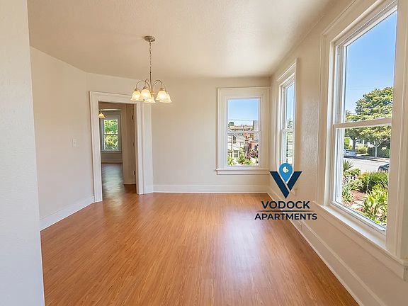 5th image of 358 Orchard St #2