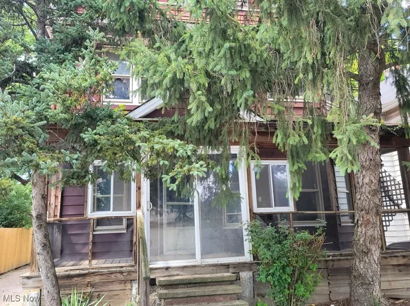 6169 Morton Ave, Cleveland, OH 44127