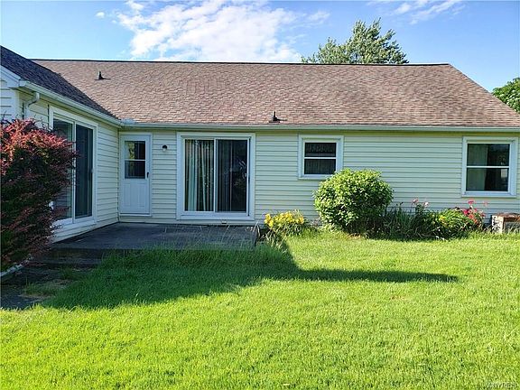 4th image of 97 Marlin Dr