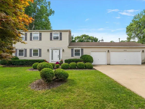 5845 Ridge Rd, Stevensville, MI 49127