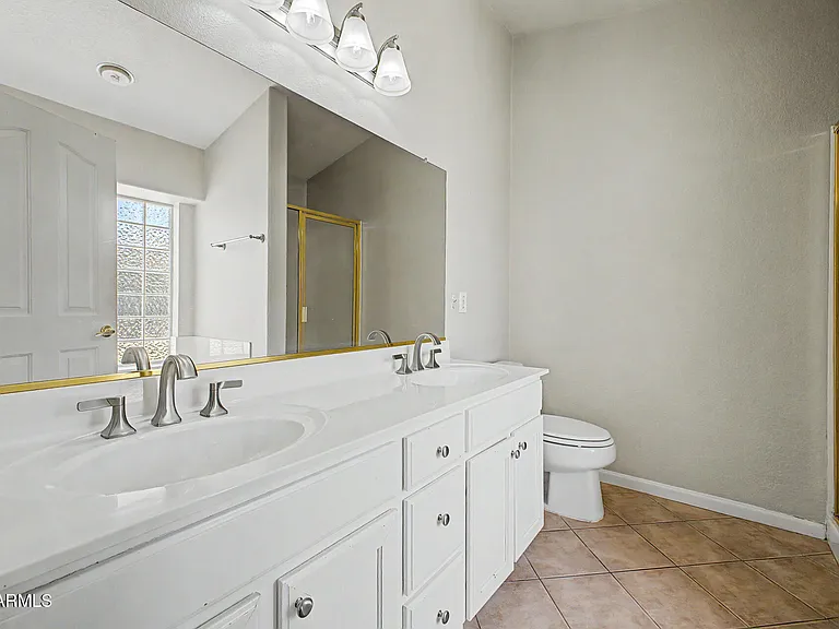 8752 W Melinda Ln — Photo 28