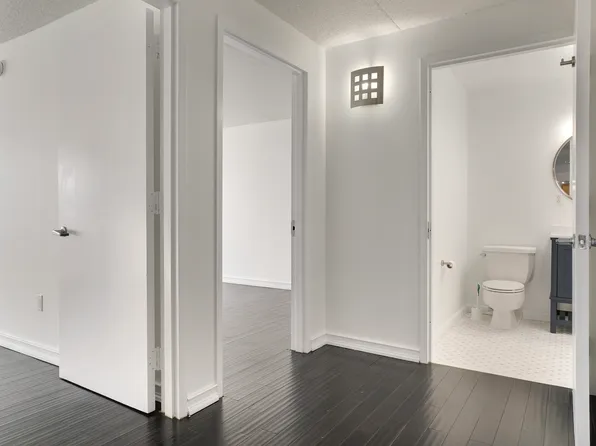 79-14 Rockaway Beach Avenue image 13 of 25