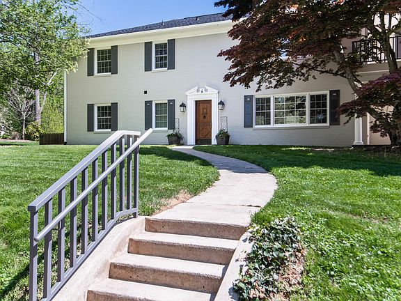 Fronting Edgemont Road, near Grove Park, local restaurants, Interstate, Grove Park golf and Grove Park Hotel, this fully remodeled duplex offers Asheville style at its finest.