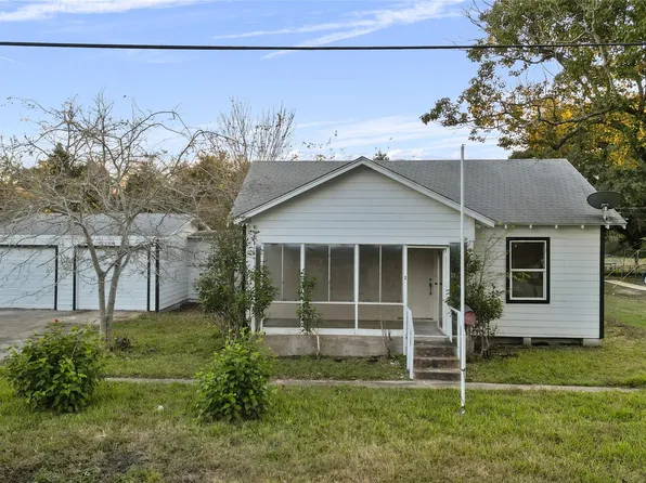 2027 Scott St, La Marque, TX 77568