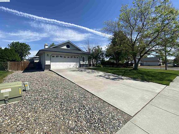 2nd image of 4700 Kendall Way