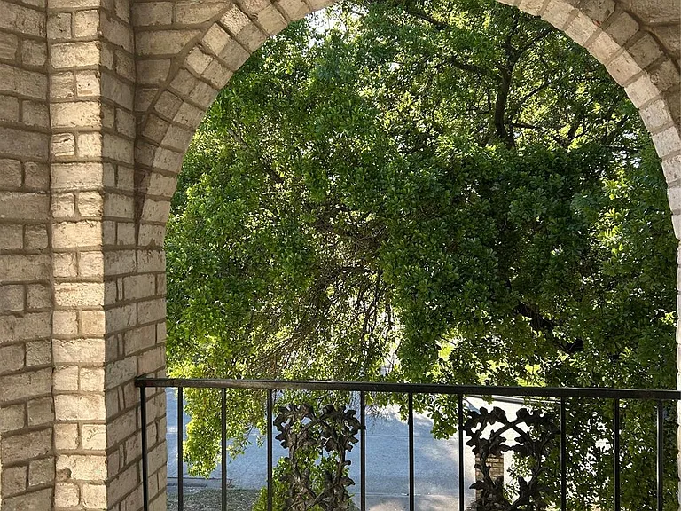 7314 Birchtree Forest Dr — Photo 8