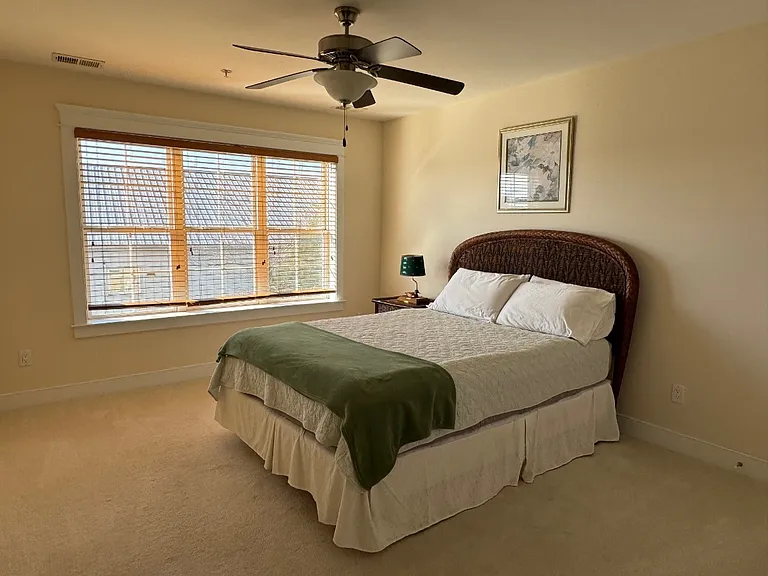 103 Swan Cove Ln #103 — Photo 22