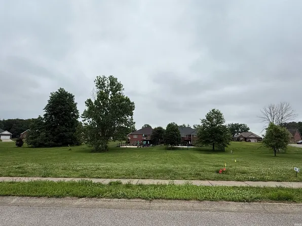 364 Persimmon Cir, Boonville, IN 47601