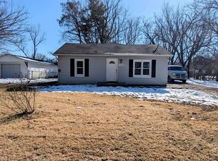 144 Water Tower Dr, Makanda, IL 62958