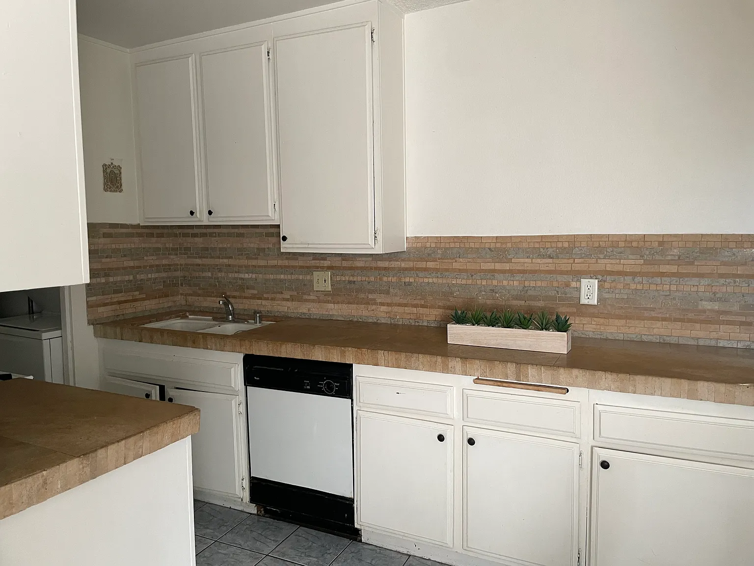 1 bed, 556 sqft, $1,720 — Photo 3