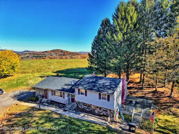 31 Yellow City Road, Amenia, NY 12501