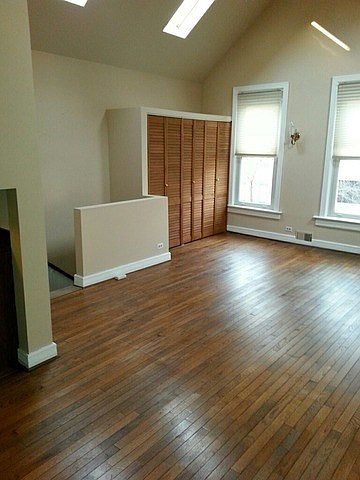 2nd image of 1854 N Bissell St
