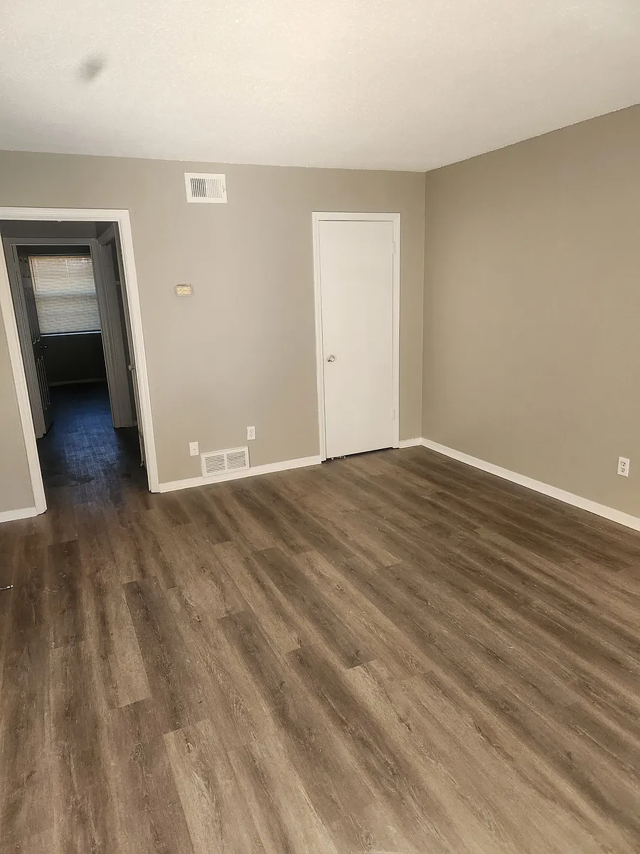 Building Photo - 3307 Amselle Cir
