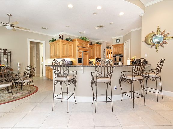 3rd image of 1614 Lake Wilderness Ln