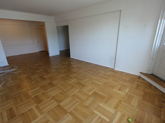 3rd image of 6561 Saunders St #5R