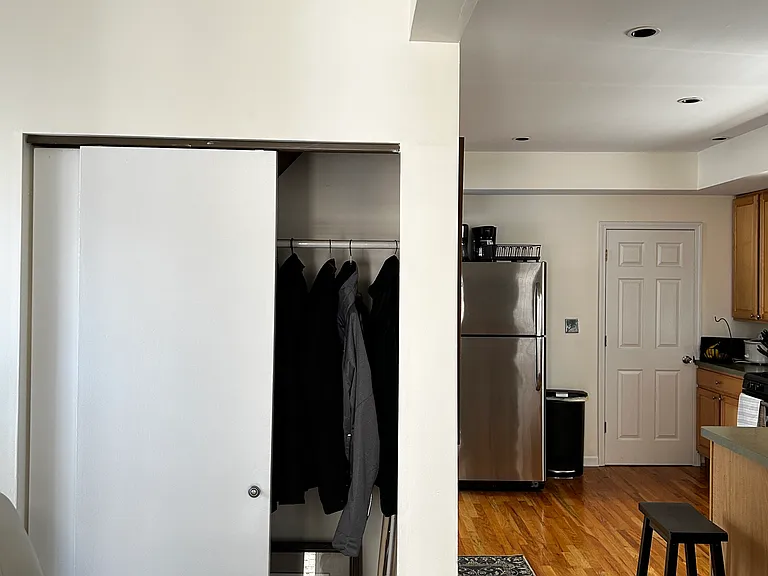 2135 N Leavitt St #2-CH — Photo 17