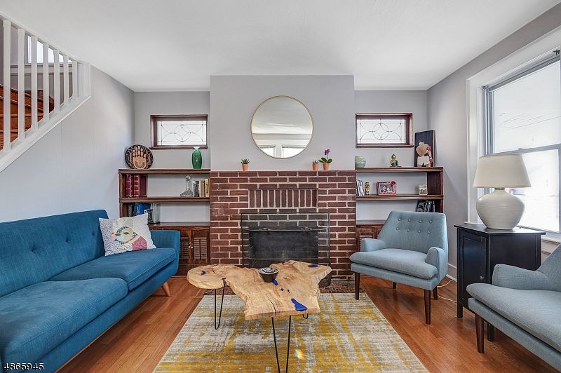1st image of 15 Carteret Pl