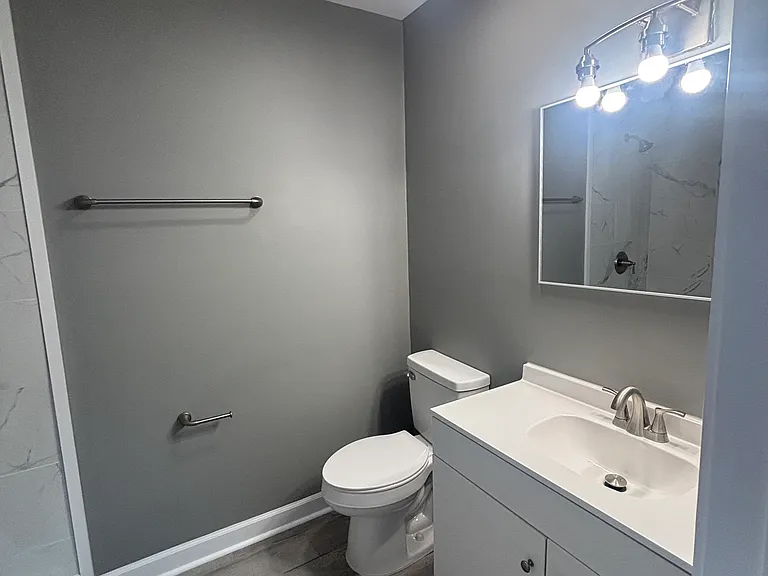 711 Argonne Ct — Photo 7