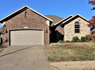 3721 W Rockwood St, Springfield, MO 65807