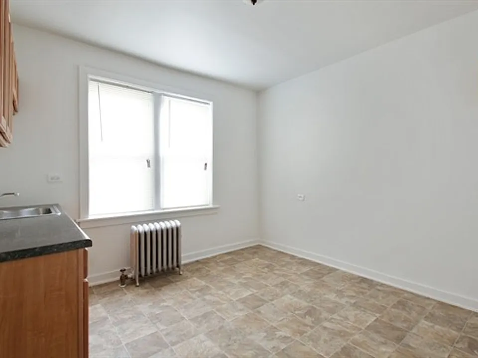 8256 S Loomis Blvd #1402-08