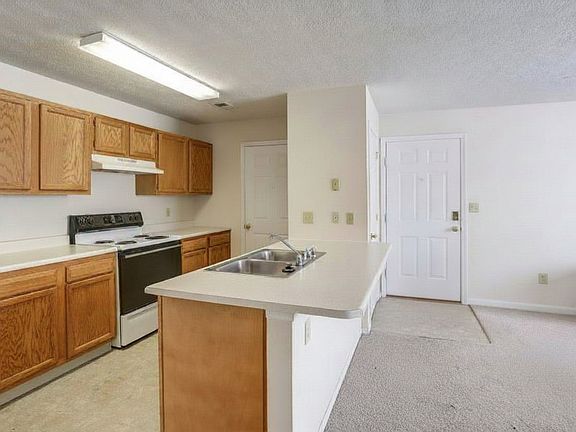 5th image of 2200 W Sudbury Dr #1