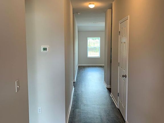 4th image of 16440 Seminole Dr
