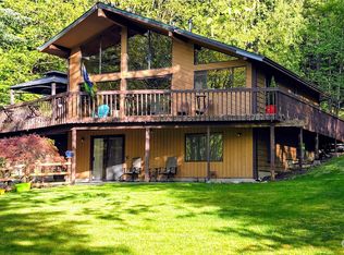 1832 Emerald Lake Way, Bellingham, WA 98226