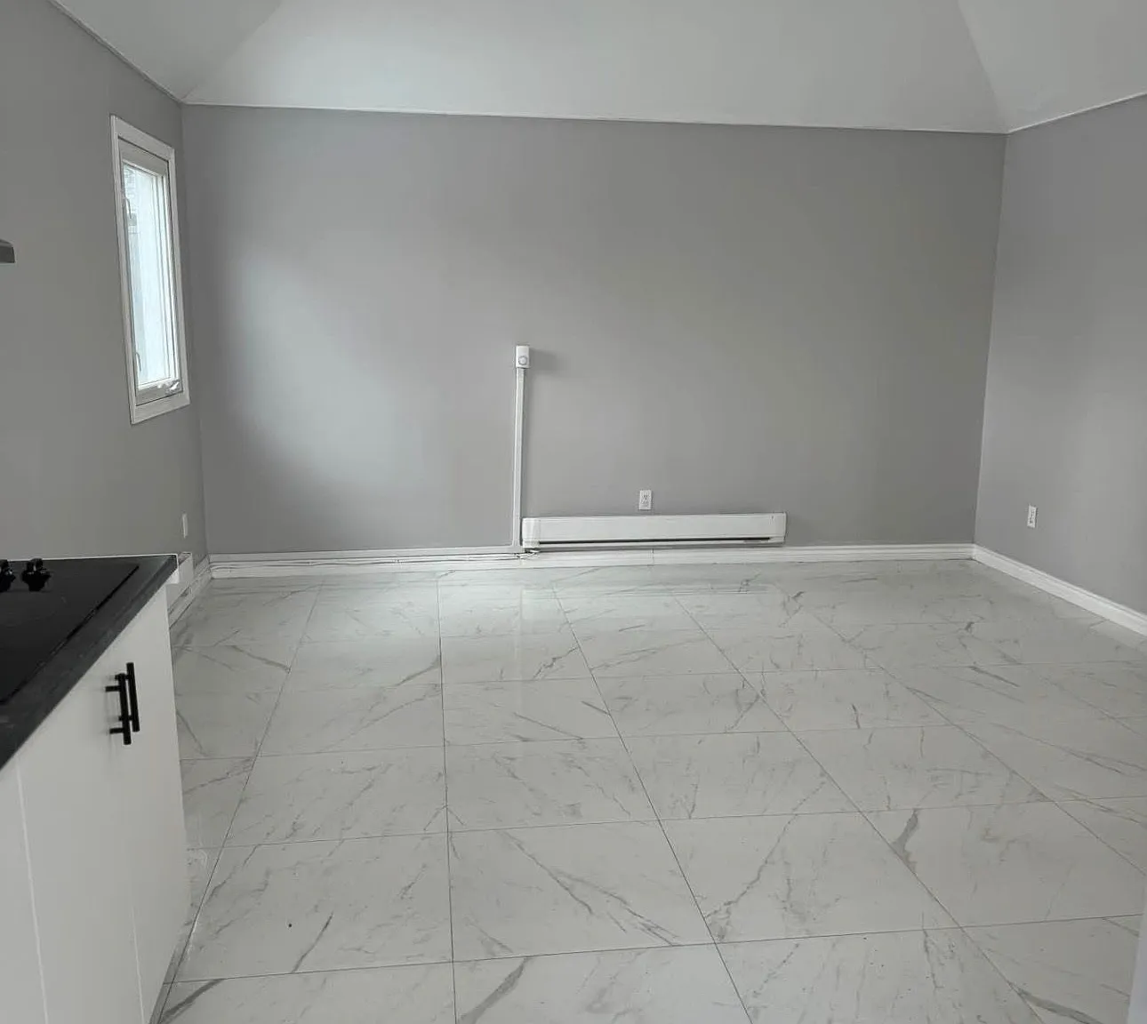 Studio, $1,299 — Photo 4