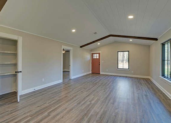 2nd image of 43 Privet Dr