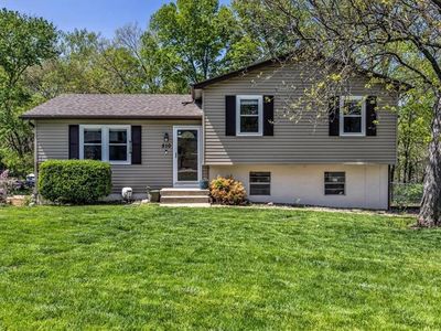 510 NE Richardson Pl, Lees Summit, MO, 64086