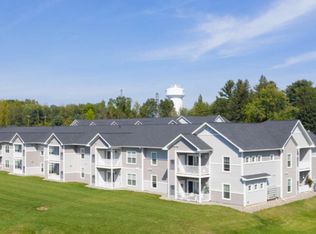 Contemporary Home Suites, Brewerton, NY 13029