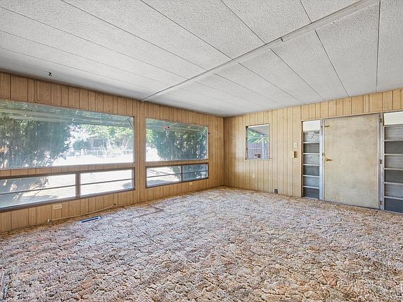 4th image of 8039 Harmony Ln