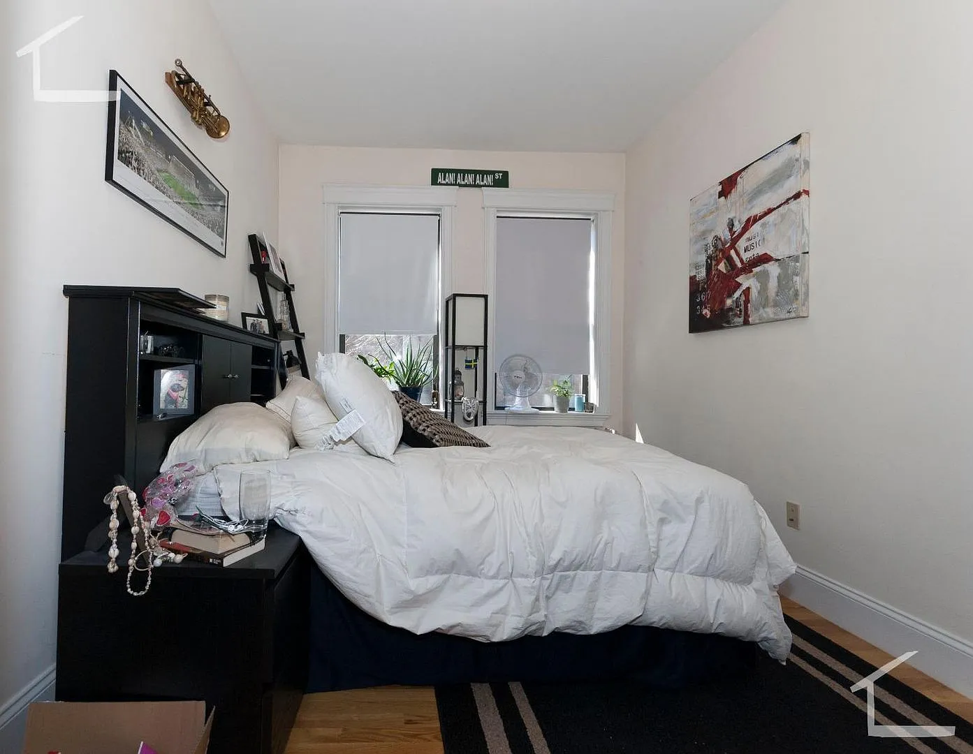 Renovated: Now with higher cei..... — Photo 4