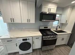 18731 Strathern St #3, Reseda, CA 91335