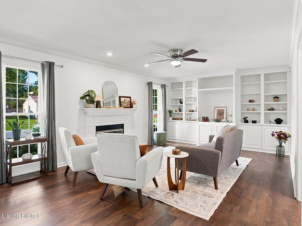 1st image of 220 Rolling Ridge Way